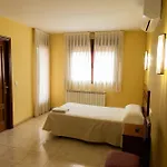 Guest house La Maravillosa De Valderas (Castile and Leon)