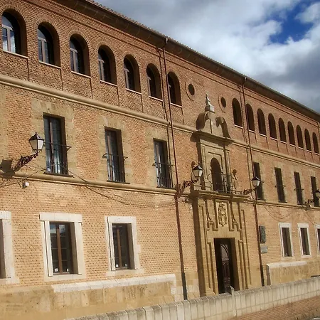 Gasthuis La Maravillosa Valderas (Castile and Leon)
