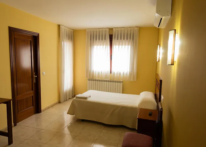 Guest house La Maravillosa Valderas (Castile and Leon)